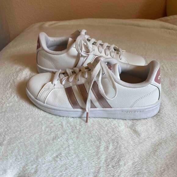 Adidas Cloudfoam Women's Sneakers - Picture 2 of 8